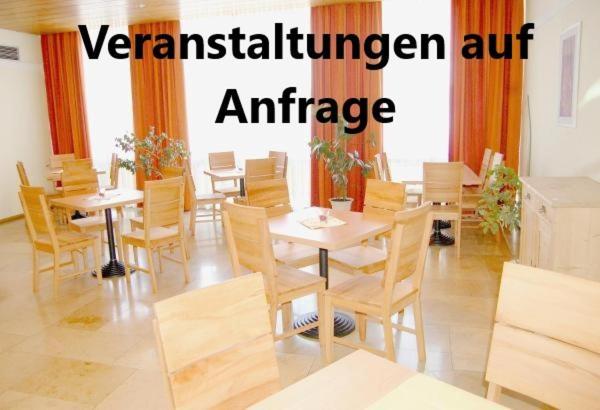 Hotel Adlerhof タウバービショフスハイム エクステリア 写真